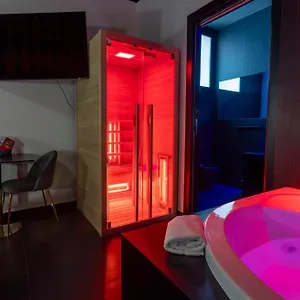 Maximum Hub Suite&spa Couette-café
